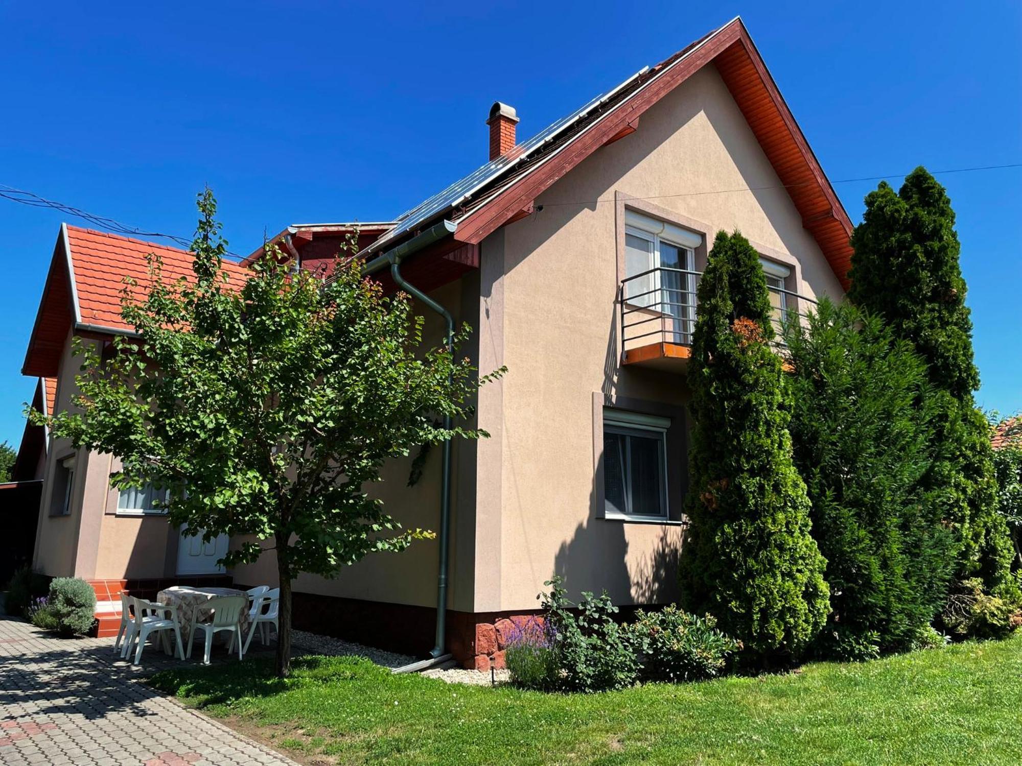 Lavender Apartment Siófok Buitenkant foto
