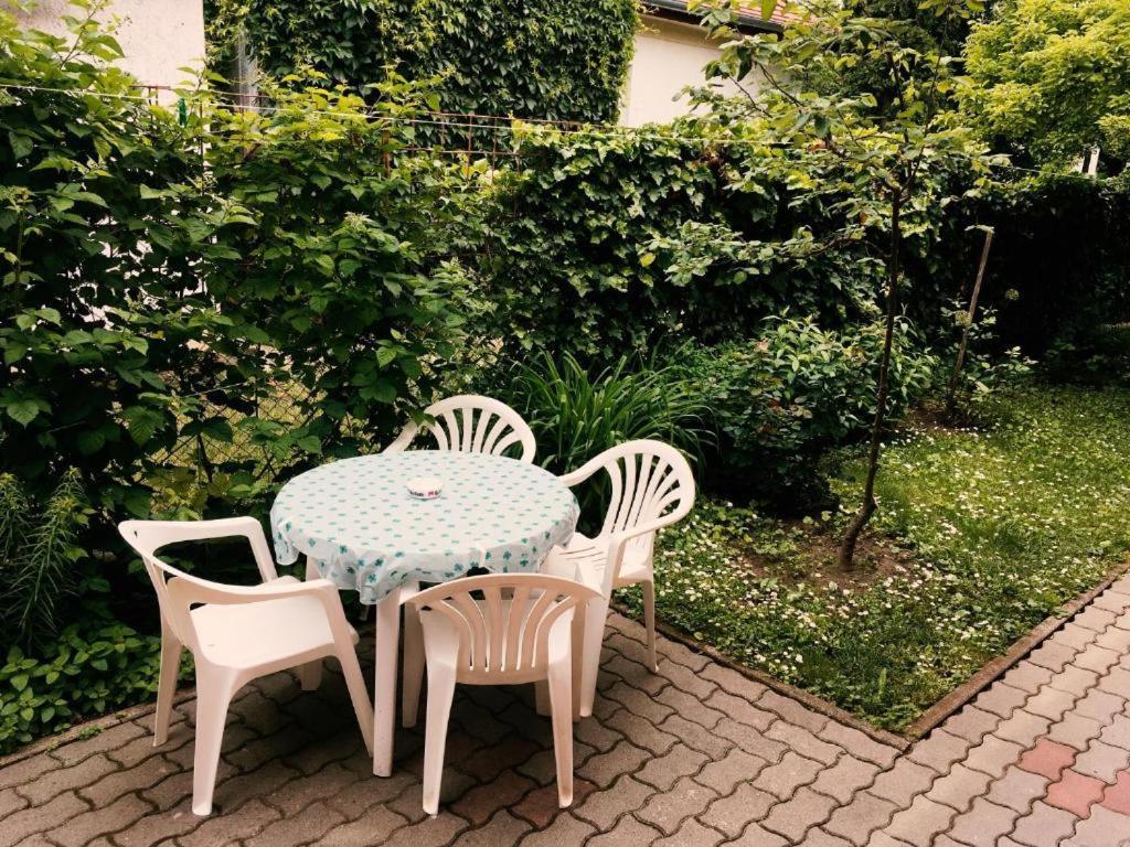 Lavender Apartment Siófok Buitenkant foto